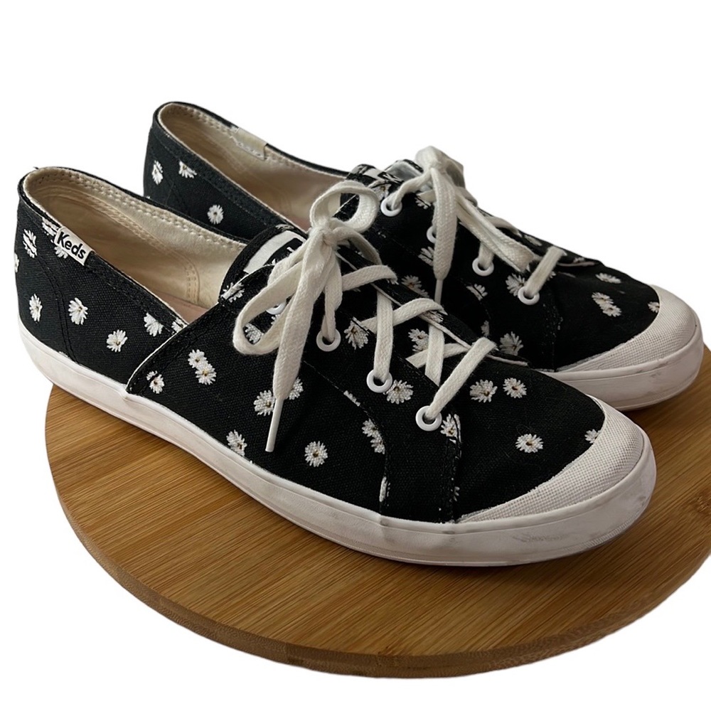Daisy Keds Retro Floral Black & White Dream Foam Canvas Sneakers 10